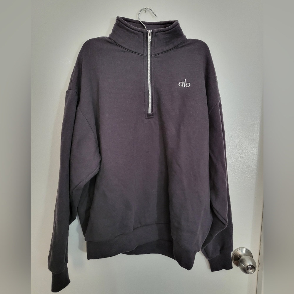 ALO Yoga Black Zip Up Sweater Classic Design